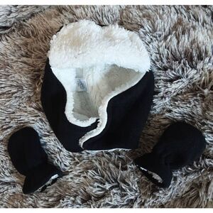 Baby sherpa Lined hat and mittens